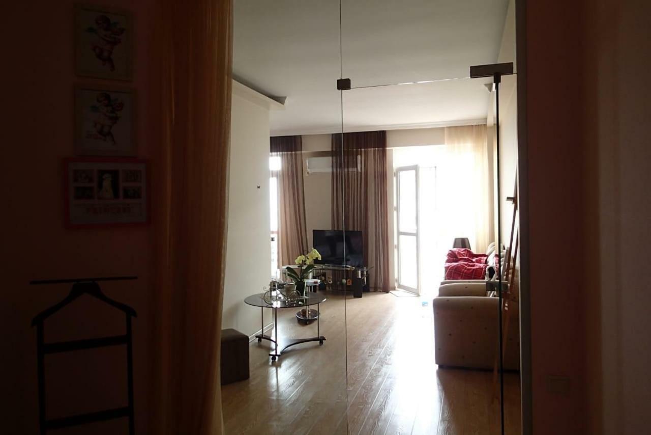 Cocorina Apartment Батумі Екстер'єр фото
